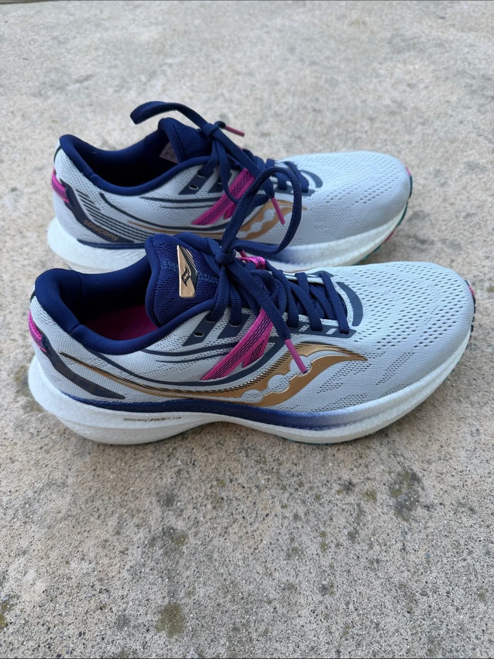 Saucony Women's Triumph 20 Prospect Glass Running Sneakers Size 9.5 - Picture 3 of 9